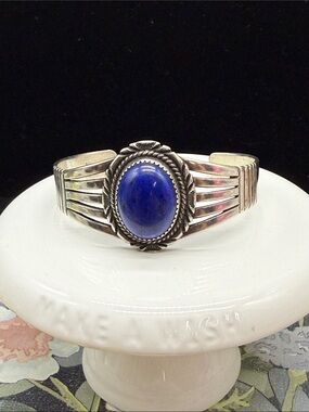 👑Native American Navajo sterling silver cuff bracelet lapis lazuli Jeannette dal